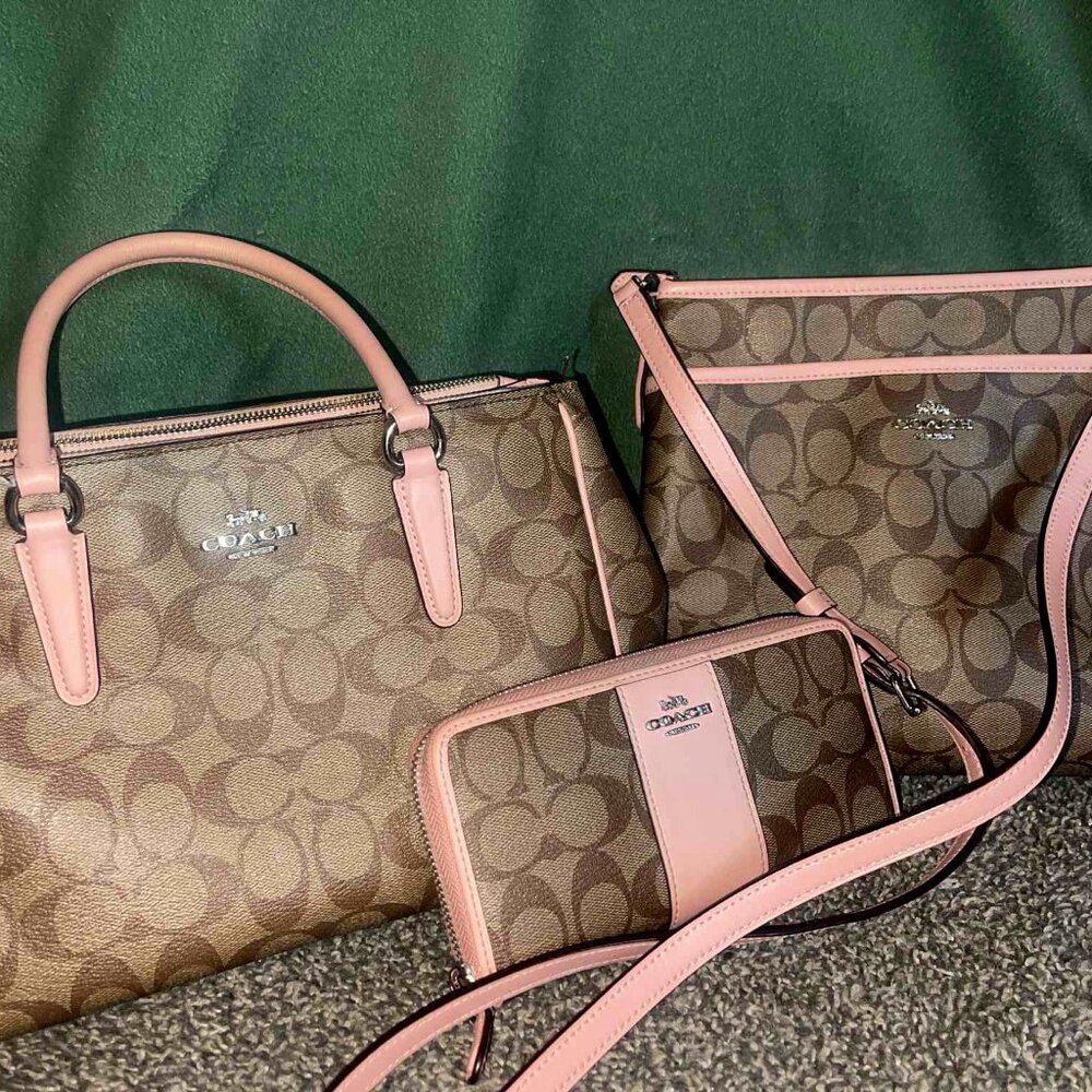 Coach Purse & Wallet 3 Piece Set